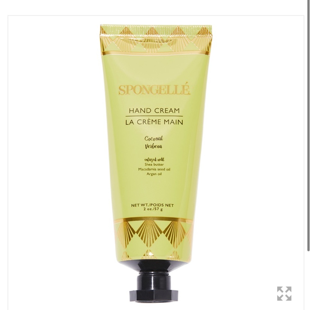 Spongelike hand cream